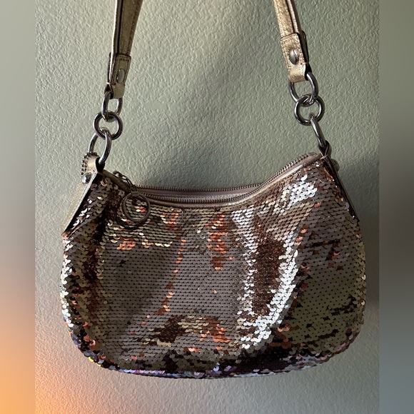 Coach Designer unique hard to find Gold Coach sequence purse, rare designer nwot - Picture 2 of 9